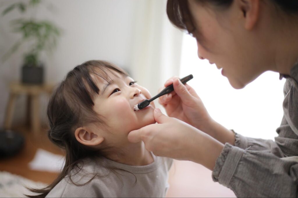 子供の歯 黄色い